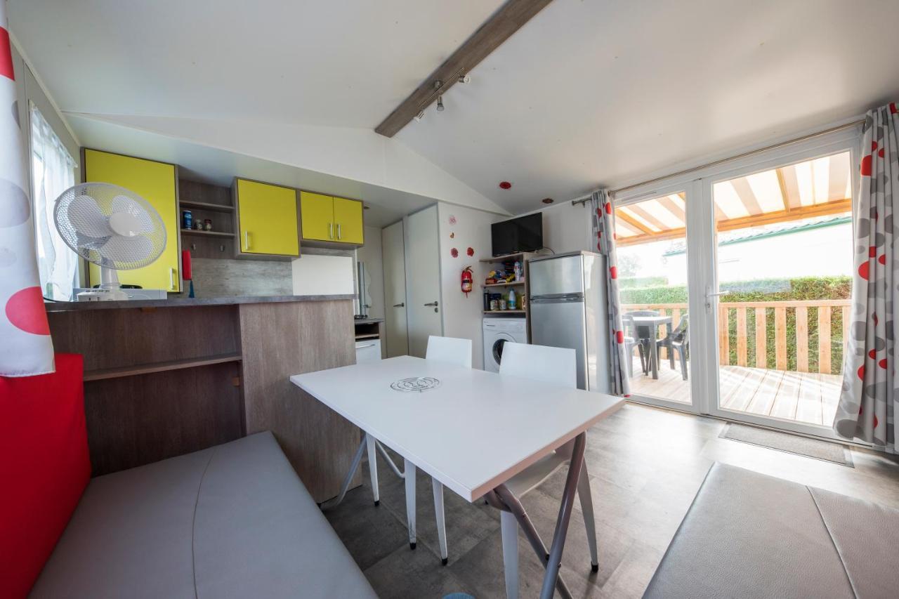 Hotel Le 934 Des Charmettes Les Mathes Exterior foto