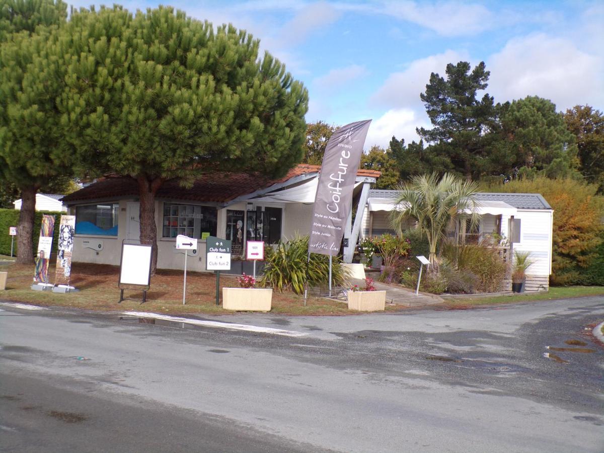 Hotel Le 934 Des Charmettes Les Mathes Exterior foto